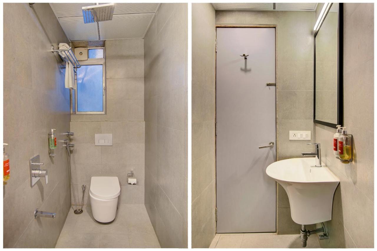 Vaccinated Staff- Oyo Townhouse 105 Khar West Station Hotell Mumbai Eksteriør bilde